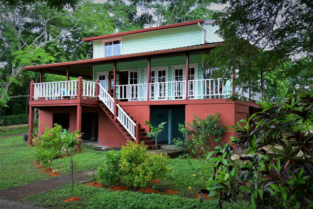 Vanilla Hills Resort San Ignacio Buitenkant foto